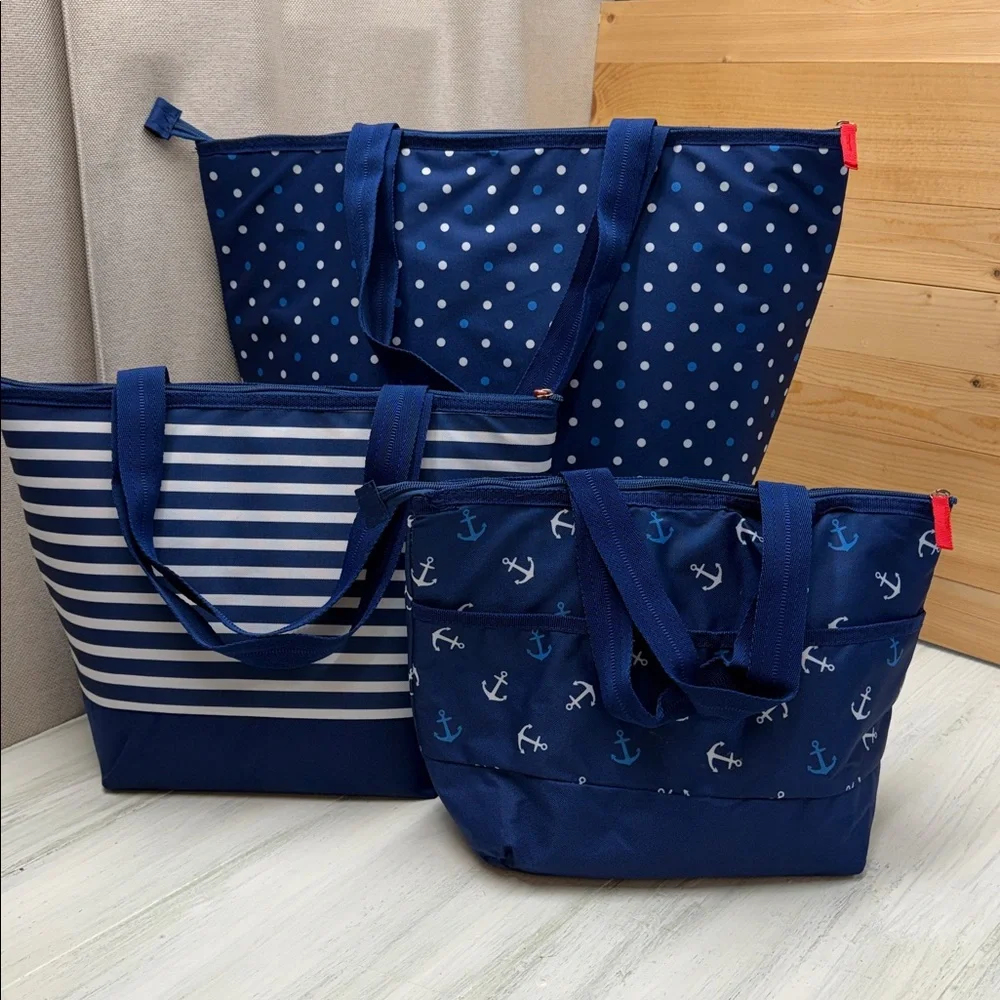 Igloo Insulated 3-Piece Trendy w/ Blue Anchors & Polka Dots Tote Set